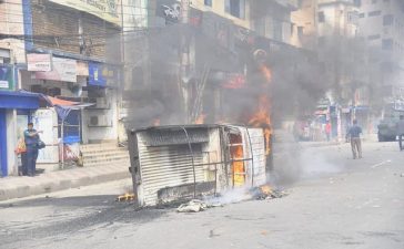 মিরপুর ১৪ নম্বর এলাকায় ‘কাজ না করলে বেতন নয়’ নোটিশ